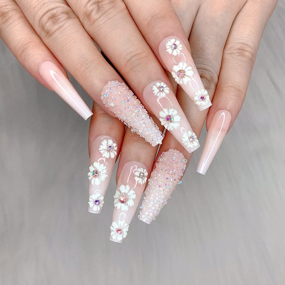24pcs French Nude White Flowers Press on Nails Flash Diamond 3D Rhi…